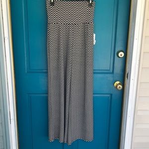 Never worn Black/White chevron Palouse pants